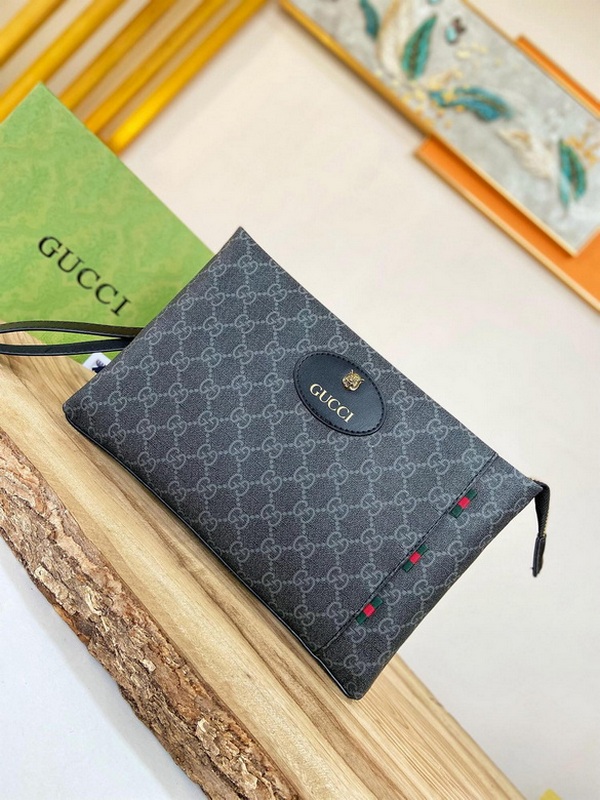 Gucci Wallets 29